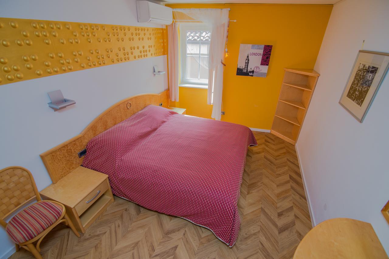 Bed&Breakfast Saturn Veli Lošinj Eksteriør billede
